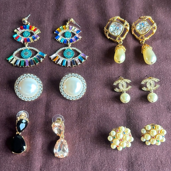Lot of costume jewelry: Chanel logo, faux pearls, faux turquoise, rhinestones… - Picture 7 of 12